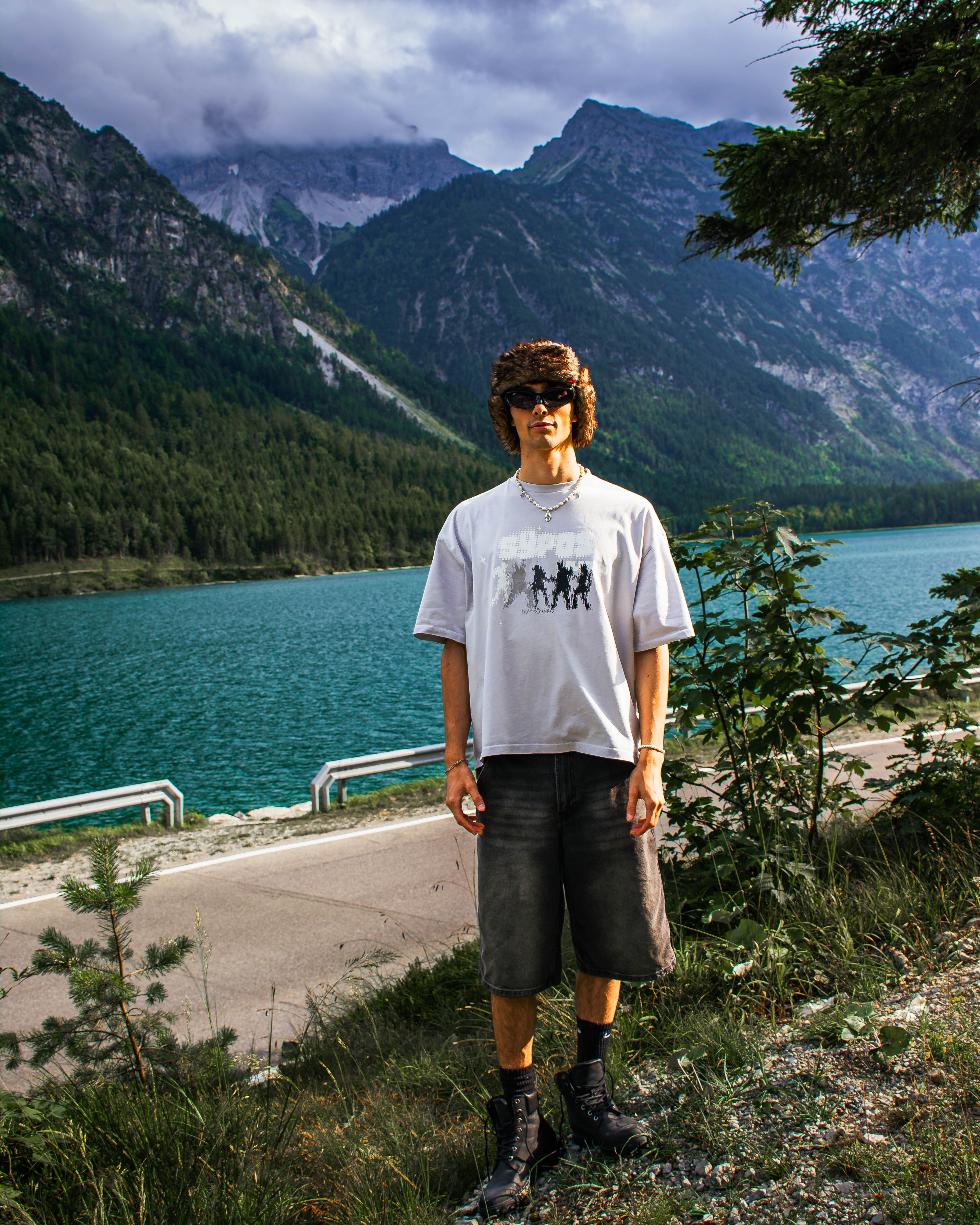 Sypos Nightlife T-Shirt Fluss outfit