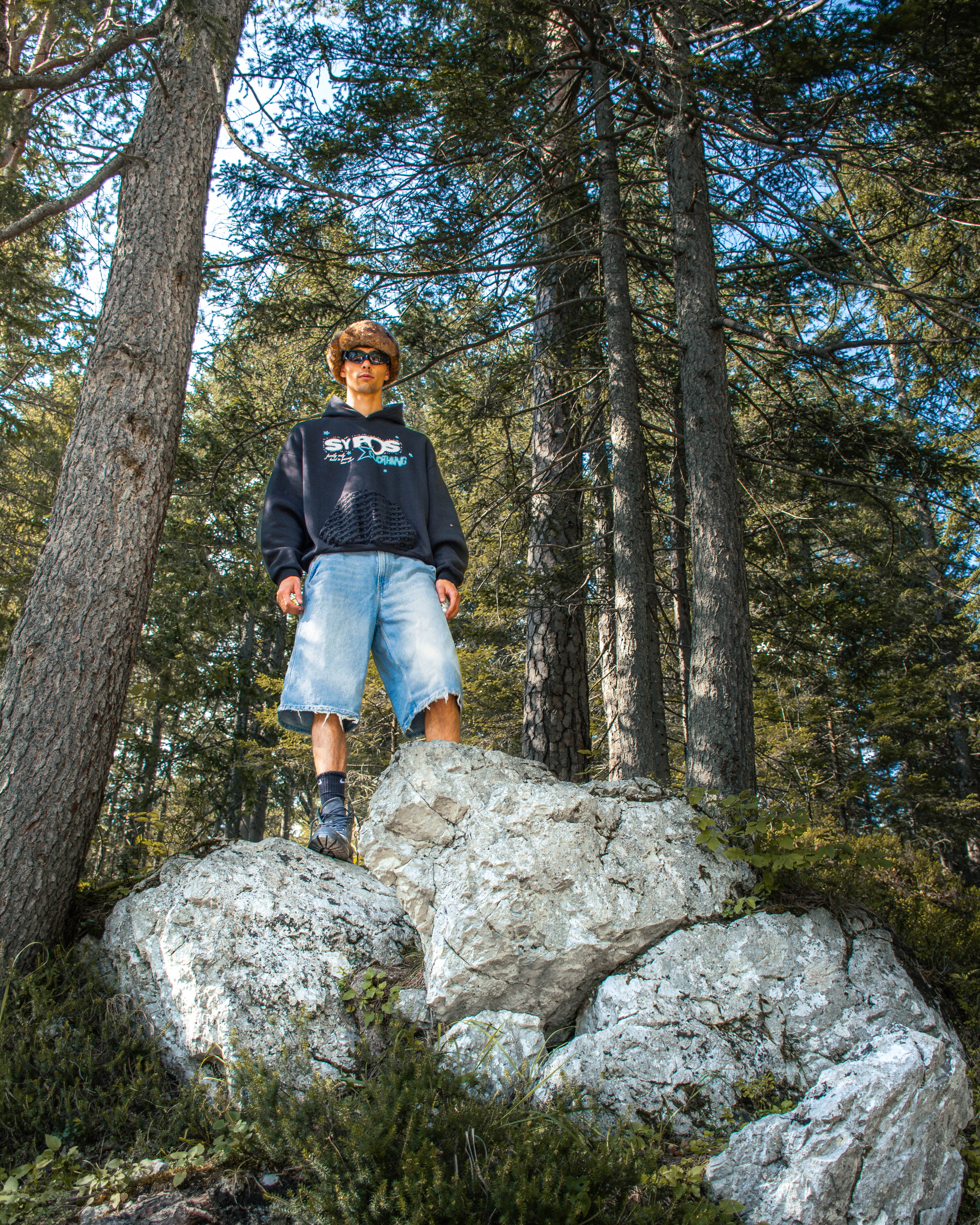 Sypos Rising Stars Hoodie Steine von unten